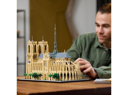 LEGO® Architecture 21061 Notre-Dame v Paříži