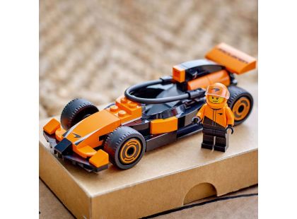 LEGO® City 60442 Jezdec F1® se závodním vozem McLaren