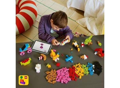 LEGO® Classic 11045 Pestrobarevné kreativní kostky
