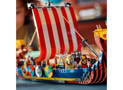 LEGO® Creator 31132 Vikingská loď a mořský had