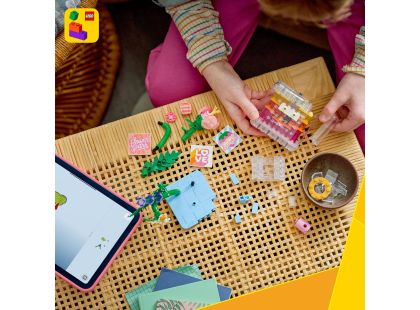 LEGO® Creator 3 v 1 31383 Parfém s ozdobnými květinami