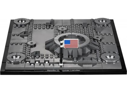 LEGO® Creator Expert 10266 Lunární modul NASA Apollo 11 - Poškozený obal