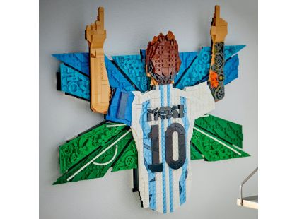 LEGO® Editions 43018 Lionel Messi – Okamžik vítězství