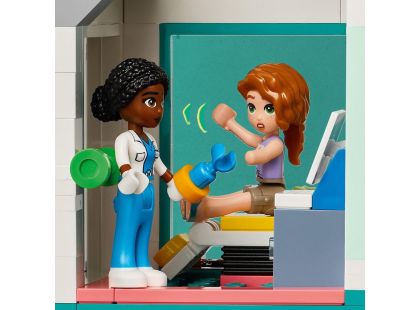 LEGO® Friends 42621 Nemocnice v městečku Heartlake - Poškozený obal