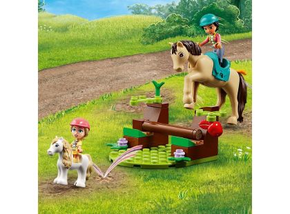 LEGO® Friends 42634 Přívěs s koněm a poníkem