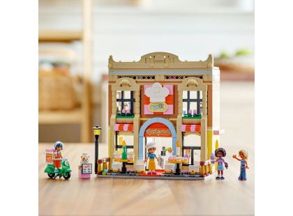 LEGO® Friends 42655 Restaurace a škola vaření