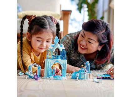 LEGO® Disney Princess™ 43194 Ledová říše divů Elsy a Anny