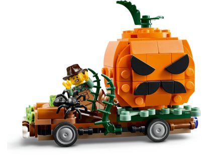 LEGO® Iconic 40822 Pick-up s halloweenskými dýněmi