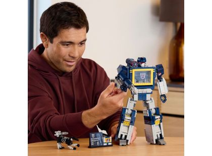 LEGO® Icons 10358 Transformers: Soundwave