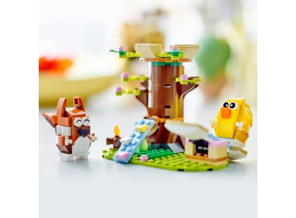 LEGO® Icons 40709 Jarní hřiště pro zvířátka