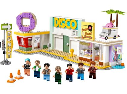LEGO® Ideas 21339 BTS Dynamite - Poškozený obal