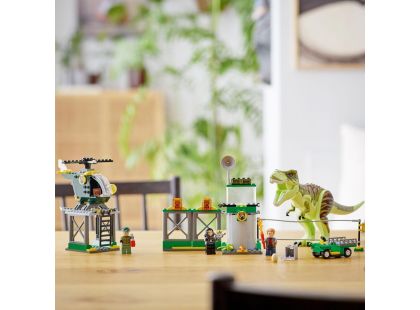 LEGO® Jurassic World™ 76944 Útěk T-rexe - Poškozený obal
