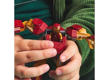 LEGO® Marvel 76307 Iron Man v robotickém obleku vs. Ultron