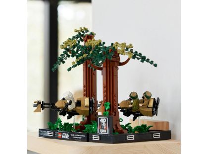LEGO® Star Wars™ 75353 Honička spídrů na planetě Endor™ diorama - Poškozený obal