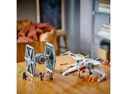 LEGO® Star Wars™ 75393 Stíhačka TIE a X-wing – kombinovaná stavebnice