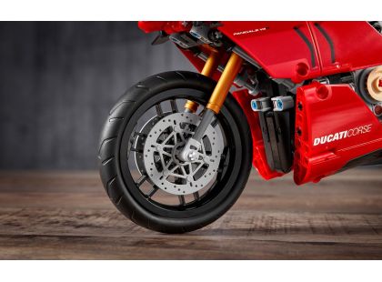 LEGO® Technic 42107 Ducati Panigale V4 R - Poškozený obal