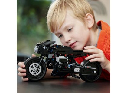 LEGO® Technic 42155 THE BATMAN – BATCYCLE™ - Poškozený obal