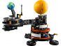 LEGO® Technic 42179 Planeta Země a Měsíc na oběžné dráze 2