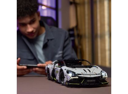 LEGO® Technic 42214 Lamborghini Revuelto