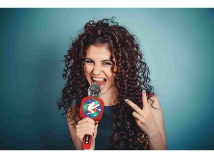Lexibook Bezdrátový karaoke mikrofon Kouzelná Beruška s vestavěným reproduktorem a světelnými efekty