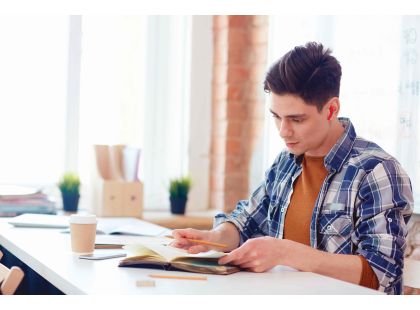 Lexibook Bluetooth sluchátka do uší Spiderman s vestavěným mikrofonem