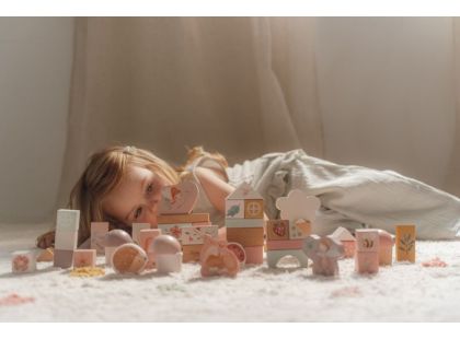 Little Dutch Kostky dřevěné 50 ks v tubě Fairy Garden
