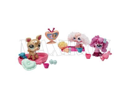 Littlest Pet Shop 2 zvířatka s doplňky a 1 exklusivní plyšové zvířátko - Sleepy Tails Party