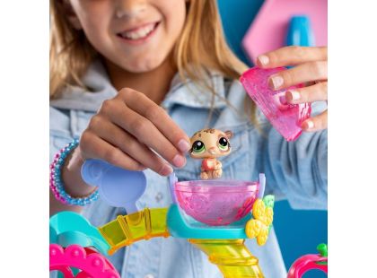 Littlest Pet Shop herní sada Továrna na zábavu - Poškozený obal