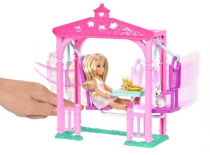 Mattel Barbie Chelsea s doplňky Zahradní altánek
