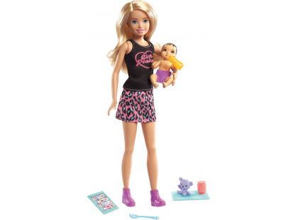 Mattel Barbie chůva blondýnka a miminko doplňky