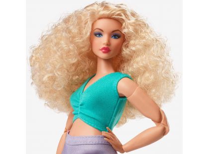 Mattel Barbie Looks blondýnka ve fialových šortkách 29 cm