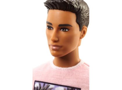 Mattel Barbie model Ken 17