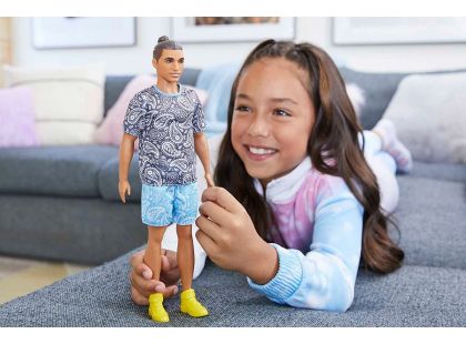 Mattel Barbie model Ken tričko s kašmírovým vzorem 30 cm