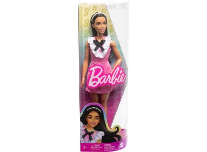 Mattel Barbie modelka růžové kostkované šaty