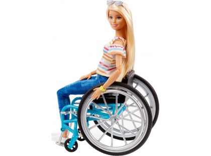Mattel Barbie panenka na vozíčku