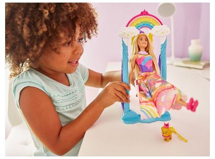 Mattel Barbie Princezna s duhovou houpačkou
