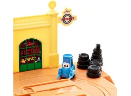 Mattel Cars action shifters herní set Luigiho obchod s pneumatikami
