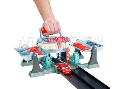 Mattel Cars Dráha a čerpací stanice