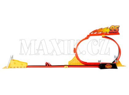 Mattel Cars Dráha se smyčkou s natahovacím lankem