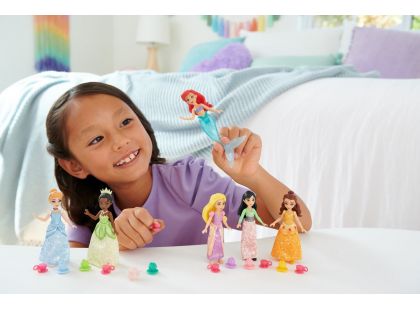 Mattel Disney Princess sada 6 ks malých panenek Na čajovém dýchánku