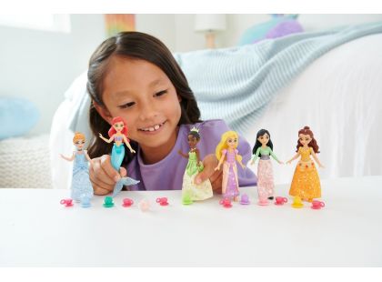 Mattel Disney Princess sada 6 ks malých panenek Na čajovém dýchánku