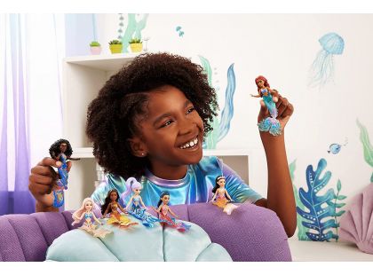 Mattel Disney Princess Sada 7 ks Malých panenek: Malá mořská víla a sestřičky