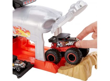 Mattel Hot Wheels monster trucks závodní herní set šedý