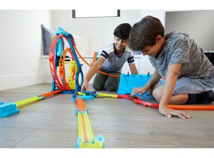Mattel Hot Wheels track builder set pro stavitele Long Jump Pack