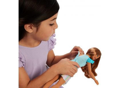Mattel Moje první Barbie panenka brunetka se zajíčkem 34 cm