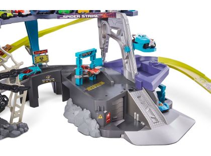 Metal Machines Pavoučí garáž Spider Strike