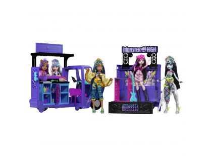 Monster High Monster Fest food truck a Draculaura