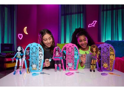 Monster High Skulltimate Secrets Hauntlywood Mysteries panenka - frankie
