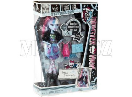 Monster High X4648 Příšerky - Abbey Bominable