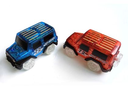 Mustar Dráha svítící ve tmě s autíčkem s LED světlem 165 ks - Poškozený obal